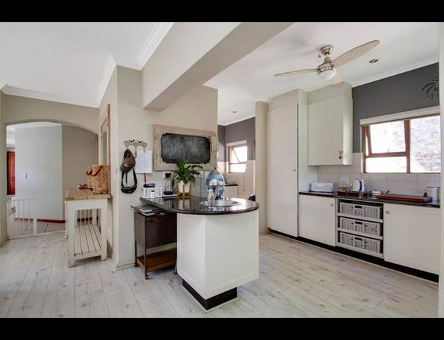 3 BEDROOM HOUSE FOR SALE IN FOURWAYS